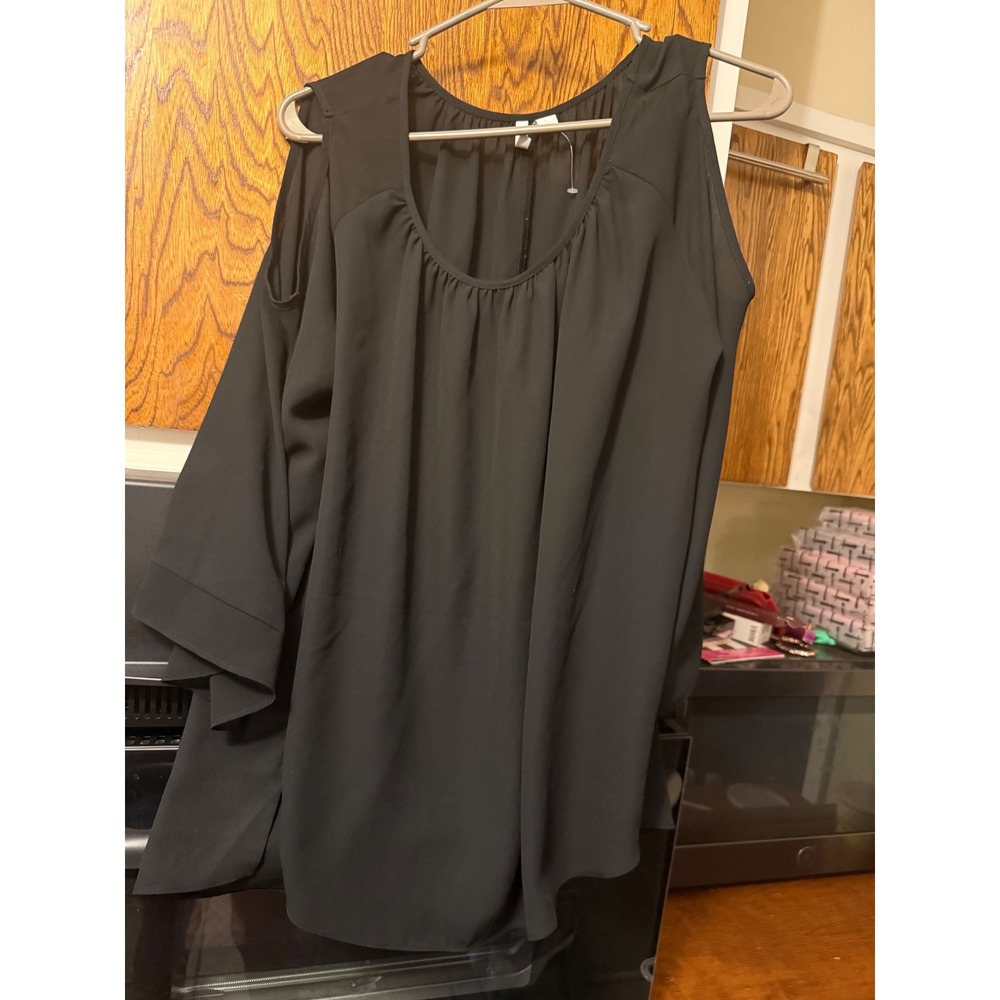 Cato‎ Black Cold Shoulder Bell Sleeve Blouse Top Large Scoop Neck Flowy